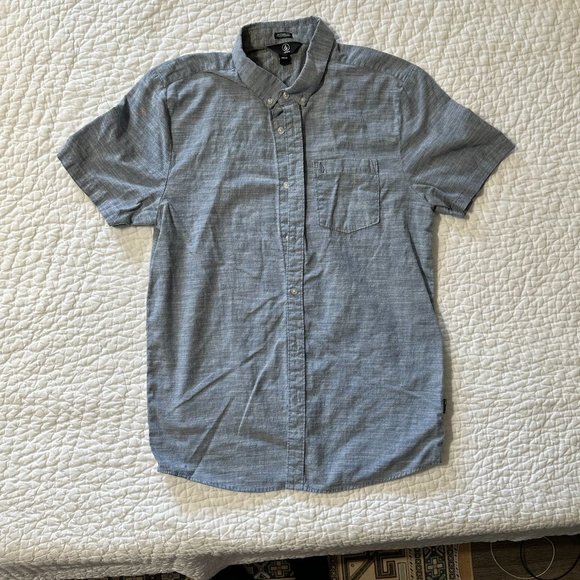 Volcom - Modern Fit - Men's Short Sleeve Button Up Shirt - XL (Light Blue) - Picture 1 of 2
